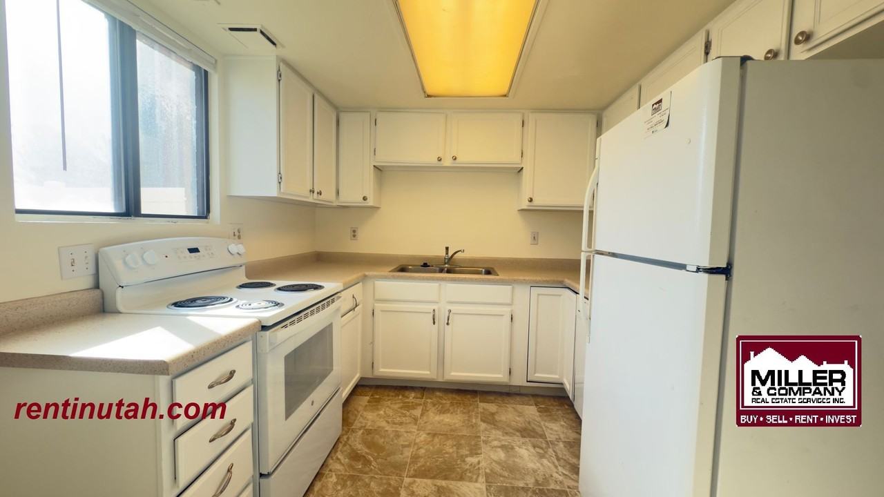 3693 S 1950 W #3 - Photo 3 of 8