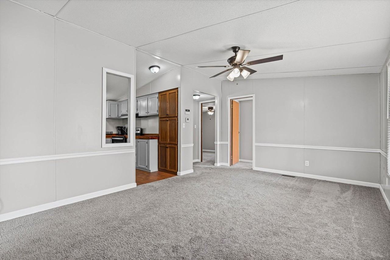 3220 Odom Rd - Photo 2 of 22