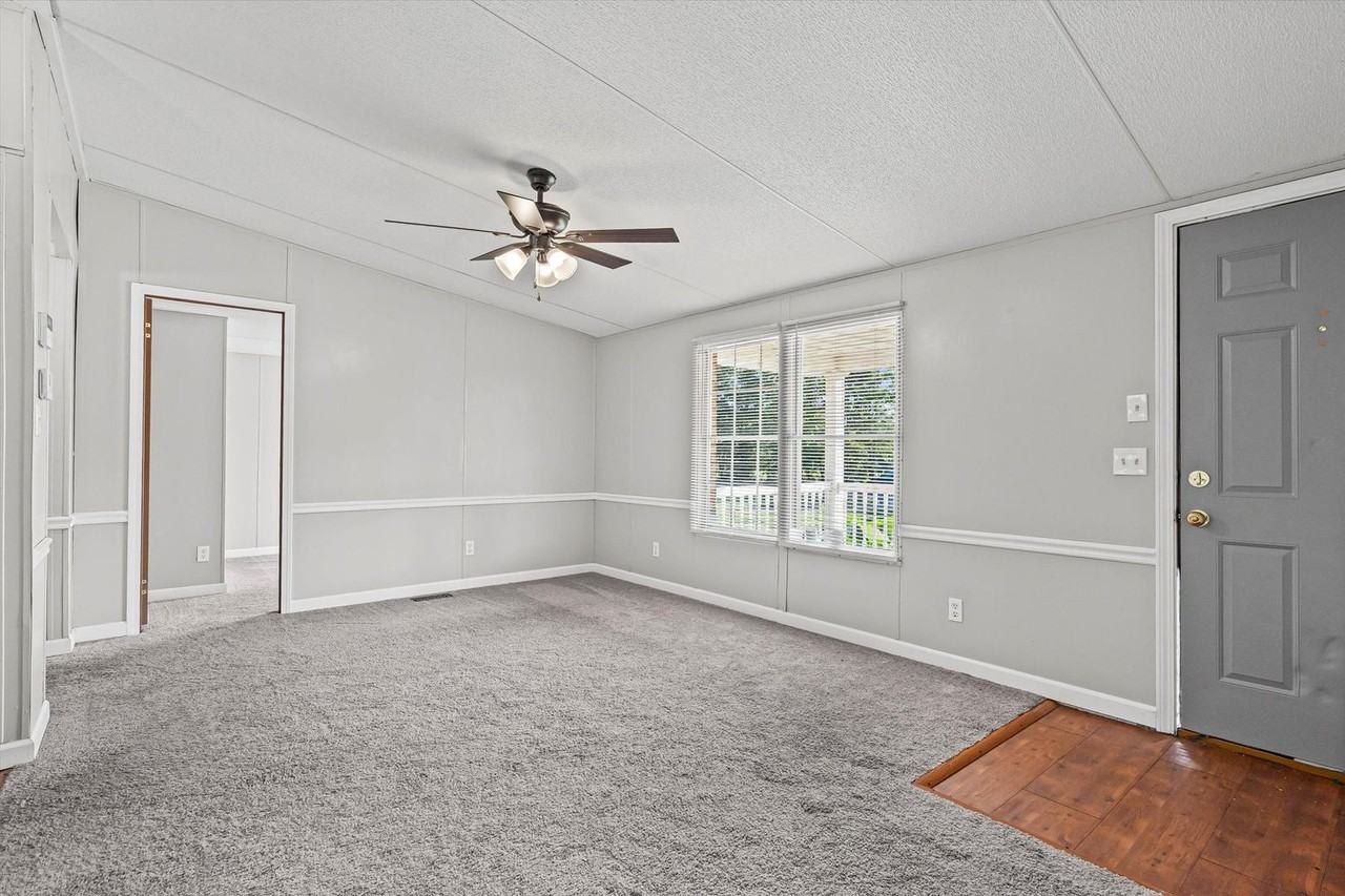 3220 Odom Rd - Photo 3 of 22