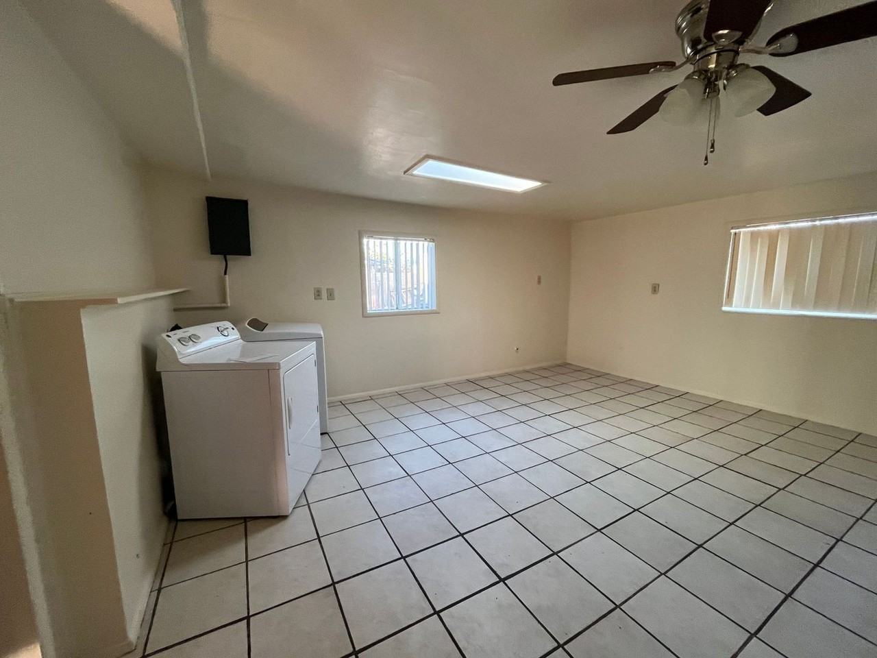 103 1st St - Photo 5 of 11