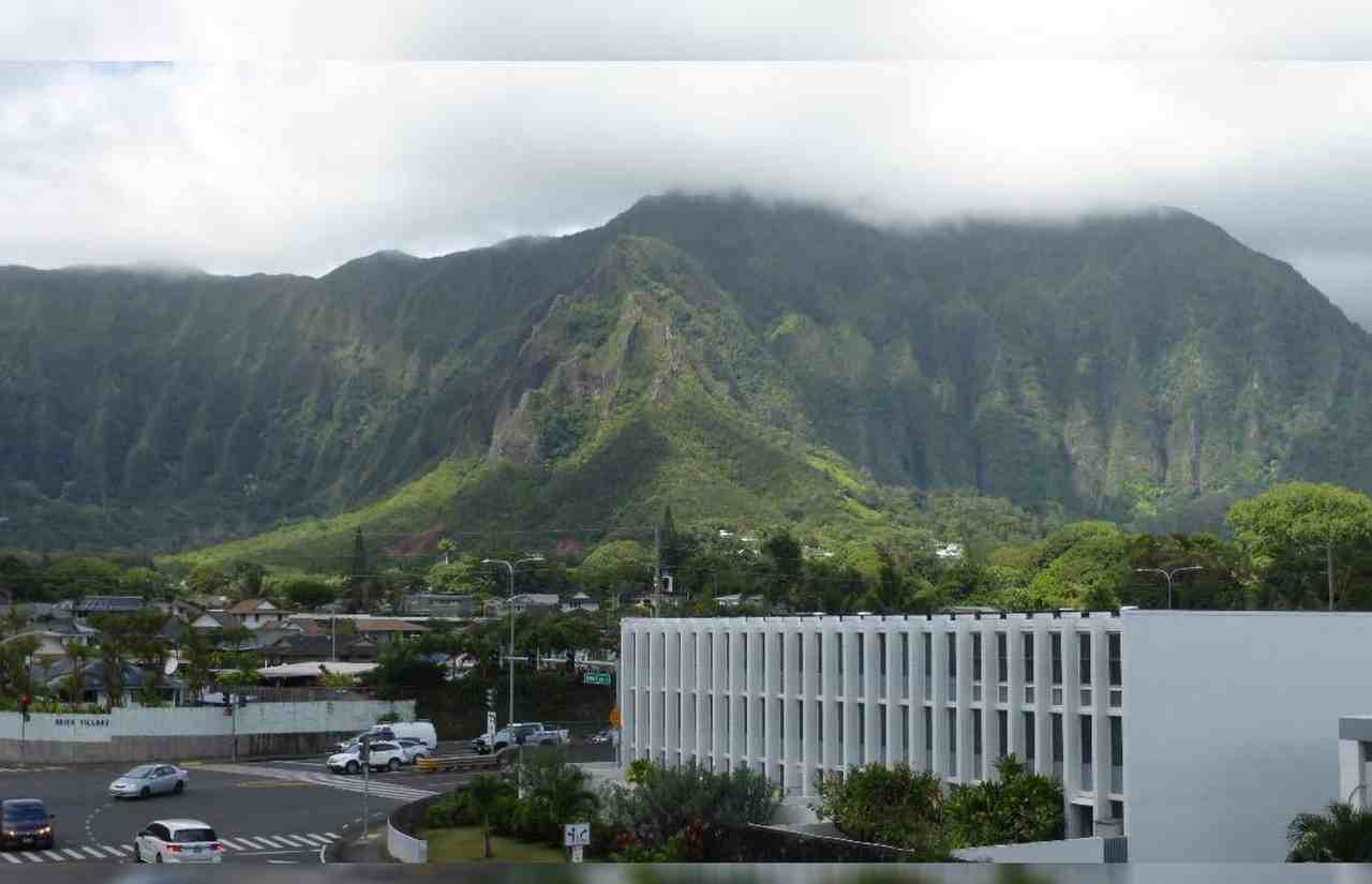 46-270 Kahuhipa St #401