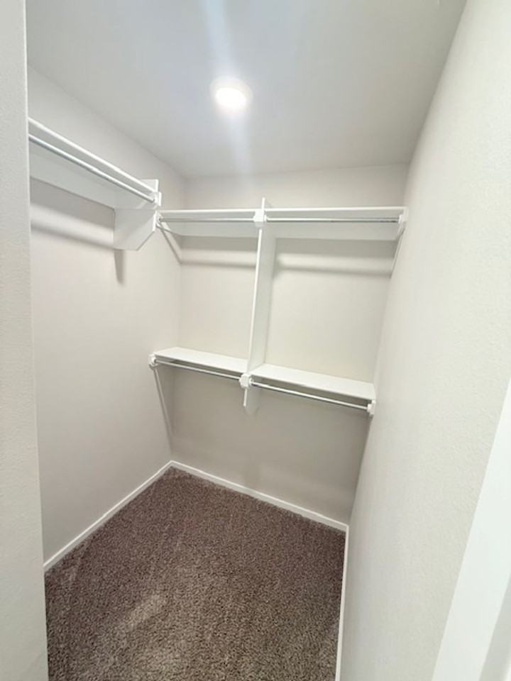 9716 Trenton Ave - Photo 6 of 10