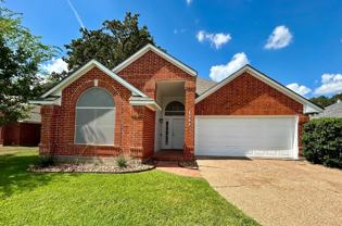 1303 Bayou Woods Dr - Photo 1 of 1