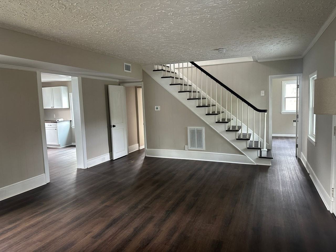134 Stephenson Rd - Photo 2 of 13