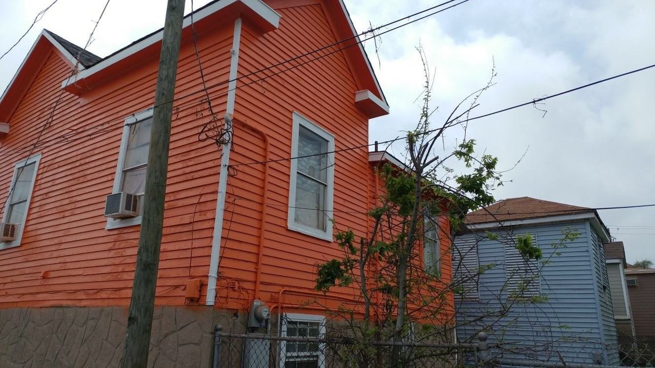 3018 Avenue M - Photo 3 of 4