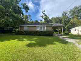 featured image of 739 E Jane St