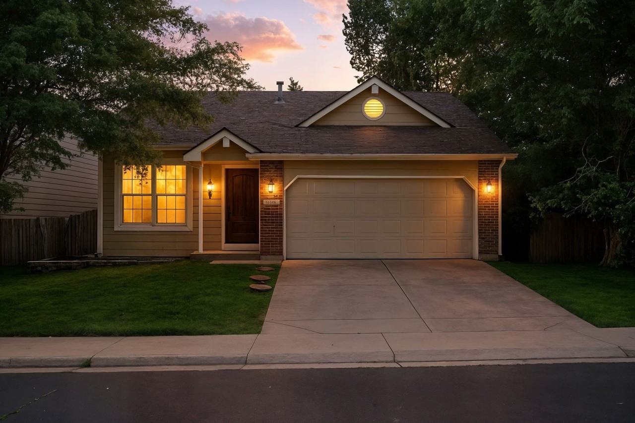 4181 S Lewiston Cir - Photo 3 of 28