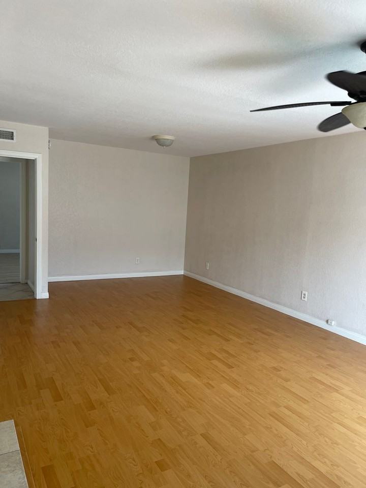 443 Cherry Ave - Photo 5 of 14