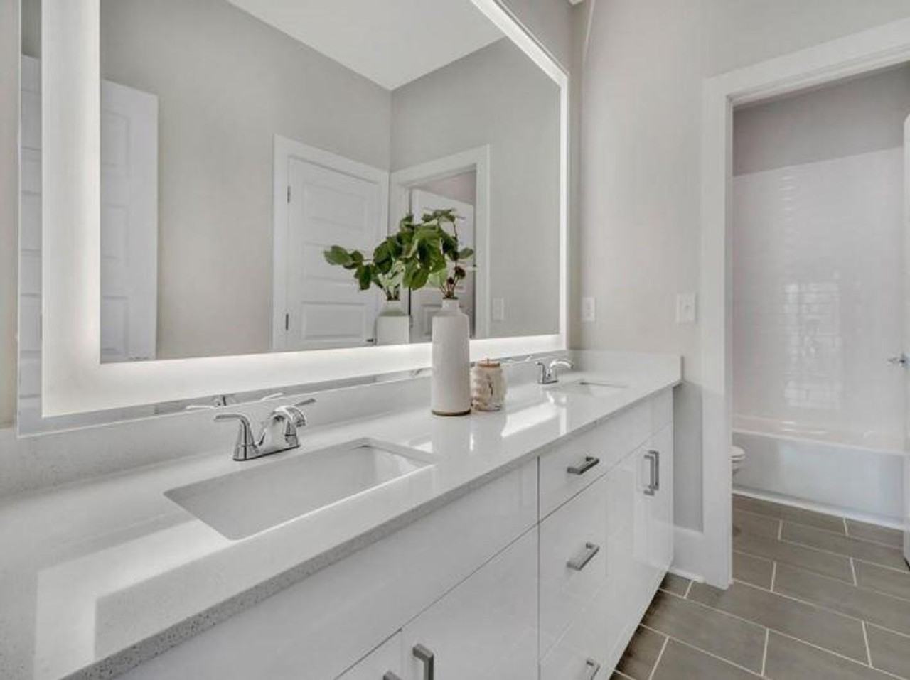 456 Parkway Dr Ne - Photo 4 of 22