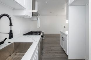 205 Robinson St - Photo 1 of 1