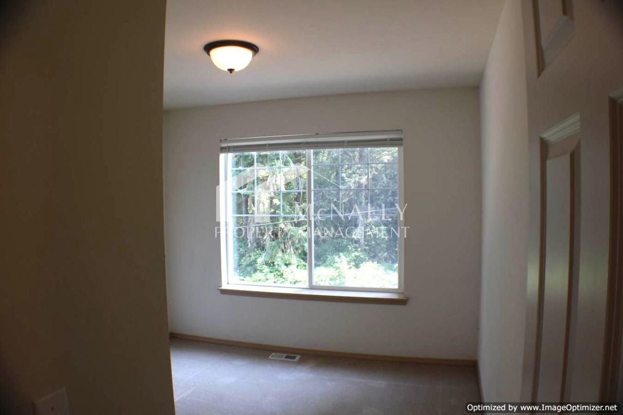 359 Cove Road - Photo 7 of 16