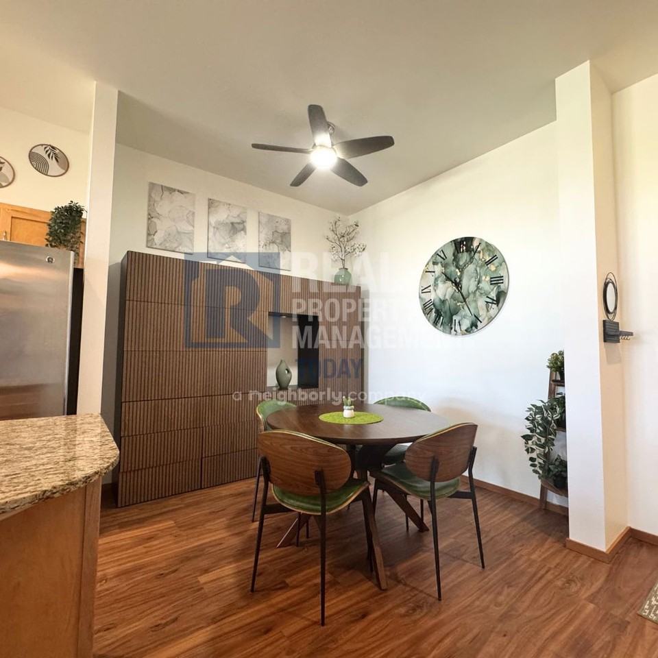 210 W Pioneer #314 - Photo 3 of 17