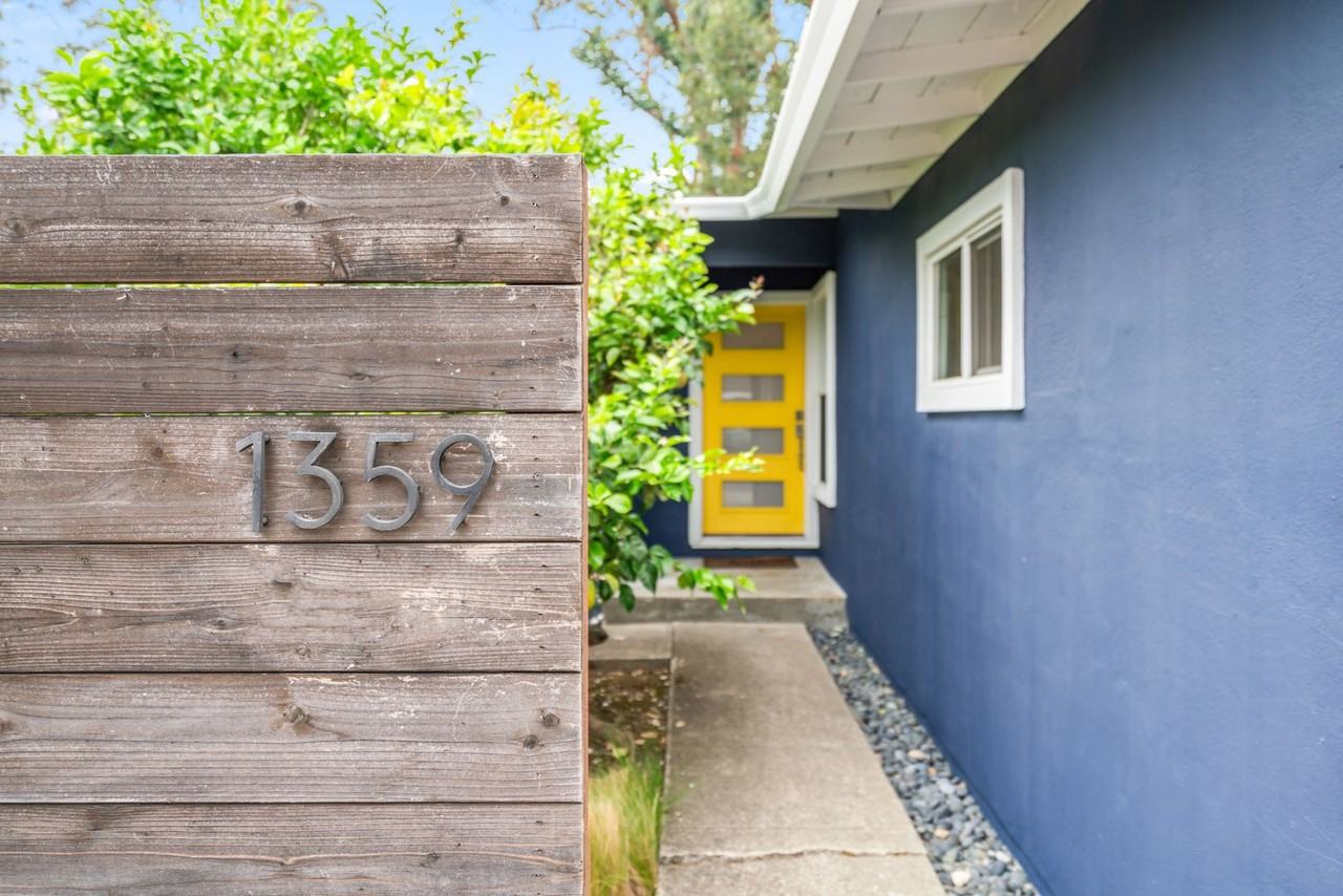 1359 Crespi Dr - Photo 2 of 34