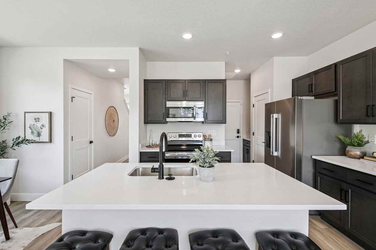 Fern Hill Townhomes - Photo 6 of 41