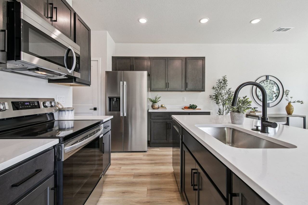 Fern Hill Townhomes - Photo 7 of 41