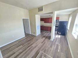 featured image of 317 E North Ave