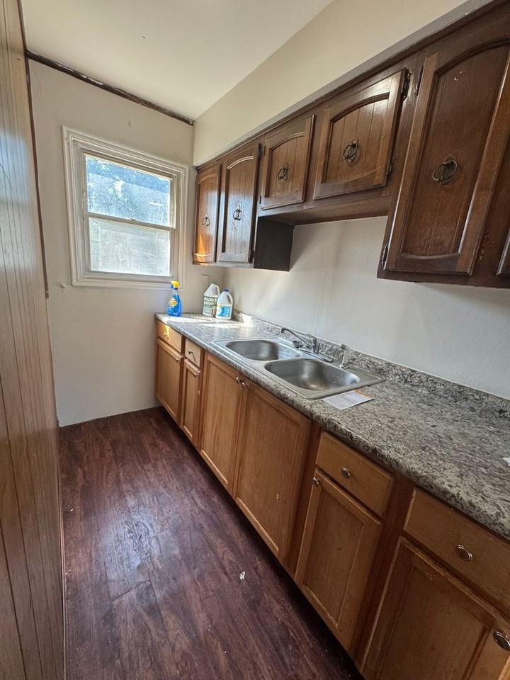 7006 Morgan Ave - Photo 5 of 14