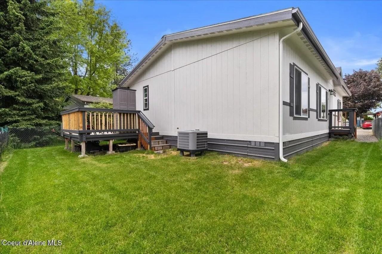 1802 W Windsor Ave - Photo 4 of 19