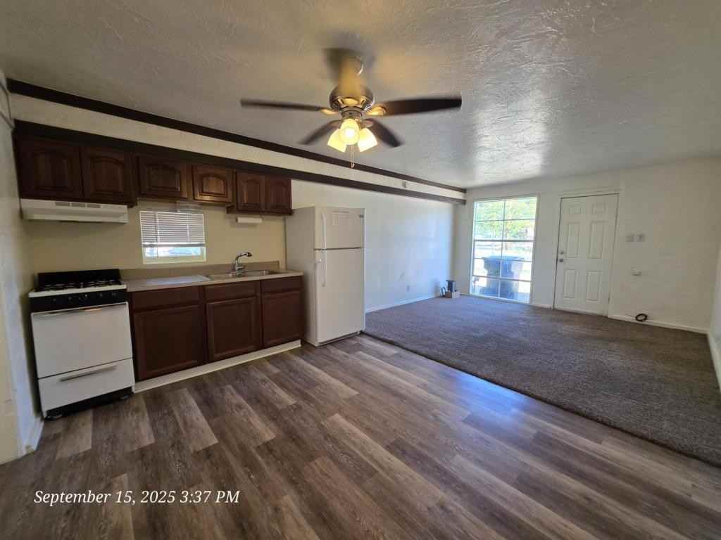 2177 Kingman Ave - Photo 4 of 8