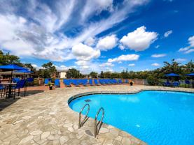 Barrington Lakes Apartments - Photo 1 of 1