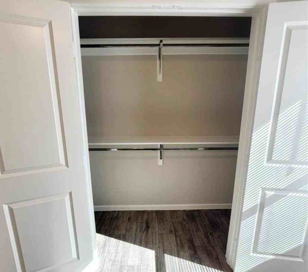 1308 Petri Dr - Photo 3 of 8
