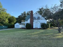 featured image of 8191 E Highway 19