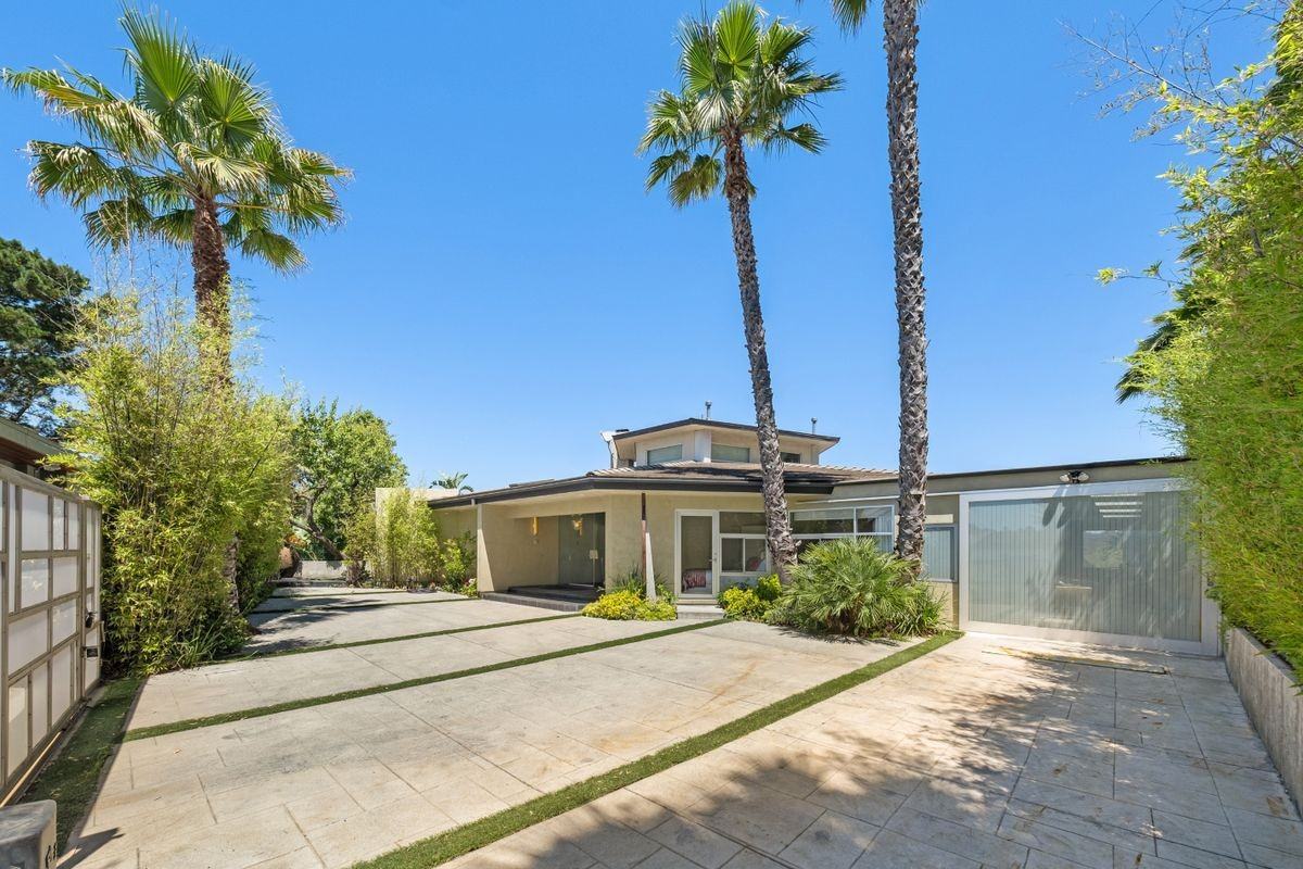 2625 Mar Lu Drive - Photo 3 of 26