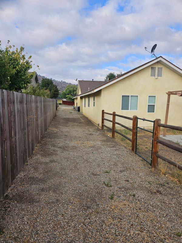 17960 Swaps Ct - Photo 6 of 23