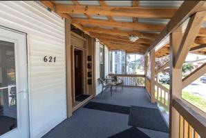 featured image of 621 Albany St #1