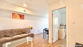 featured image of 2561 Hurontario St