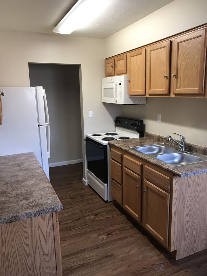 Urban Green Apartments - Photo 4 of 42