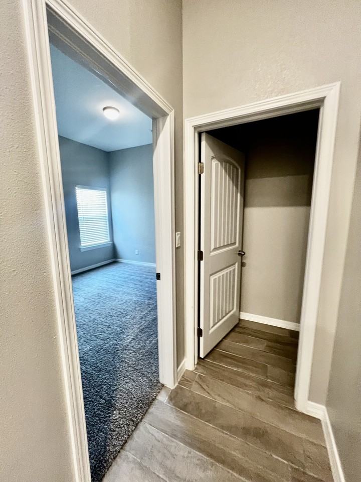 11365 Hidalgo Dr - Photo 2 of 46