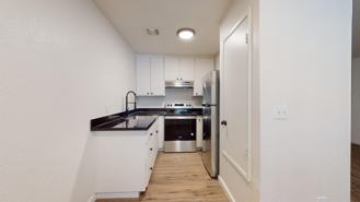 1810 Parallel St #4 - Photo 1 of 1