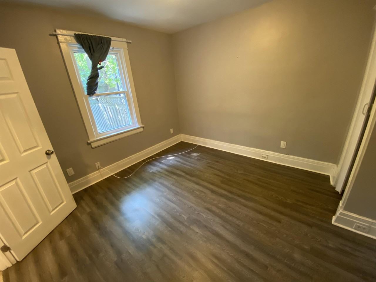 254 Holton Ave S #1 - Photo 7 of 9