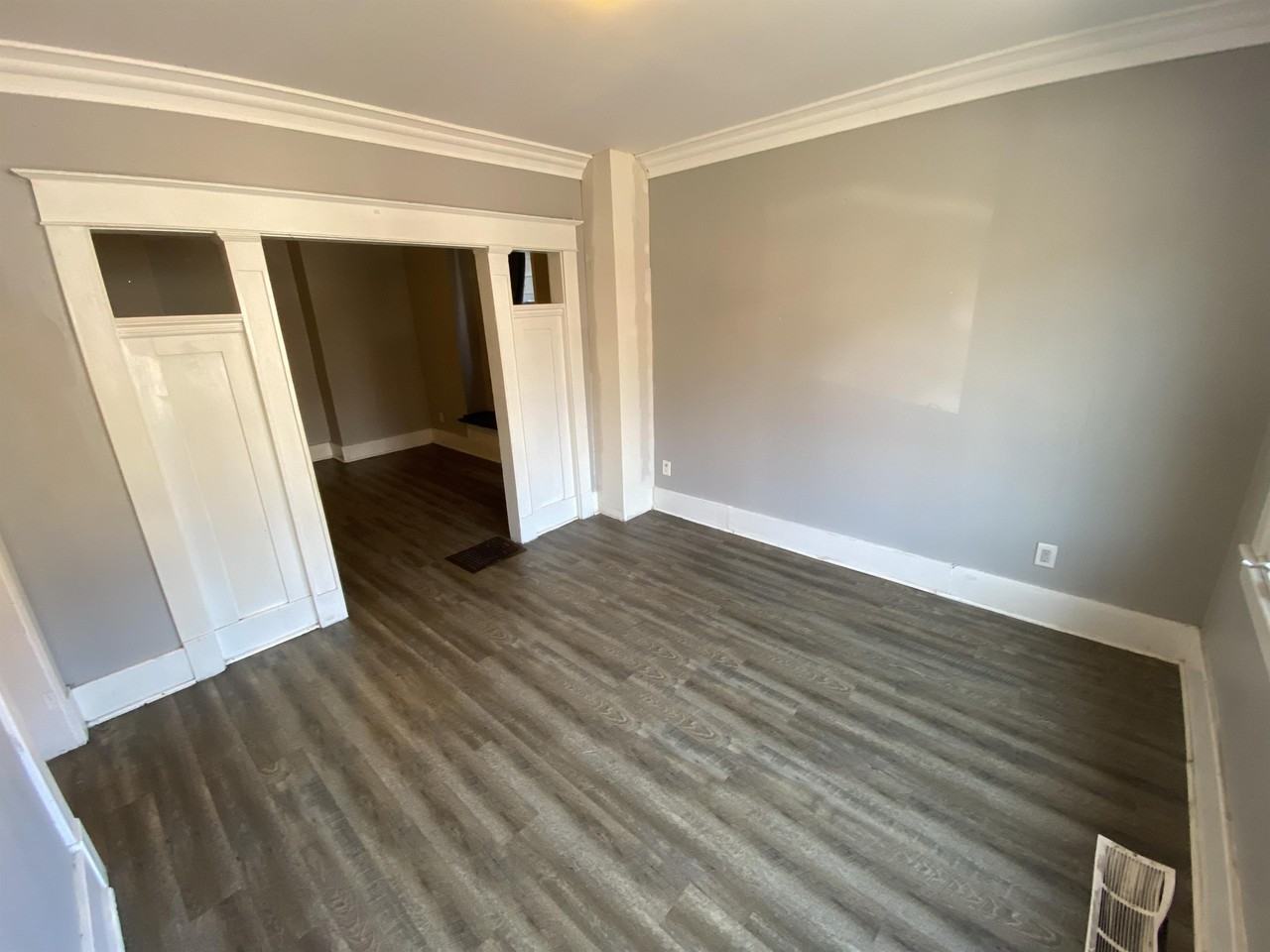 254 Holton Ave S #1 - Photo 7 of 9