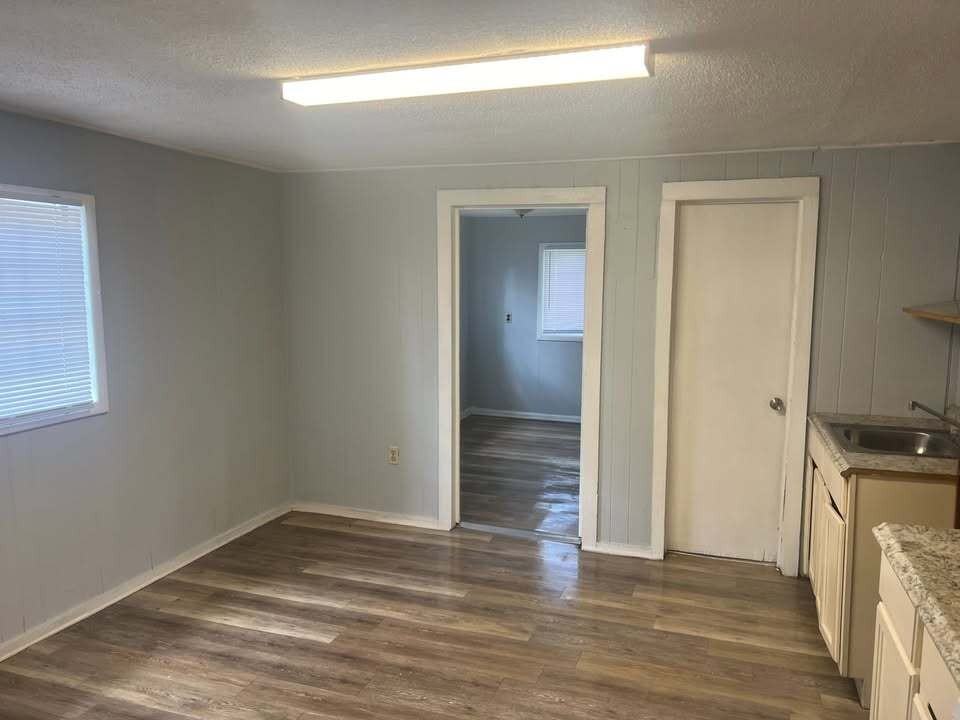 1302 Southern Ave #B - Photo 4 of 4