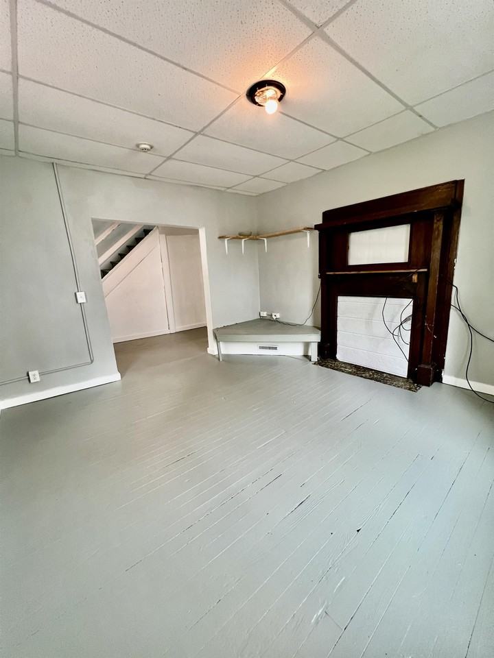 535 Locust Ave #1 - Photo 4 of 25