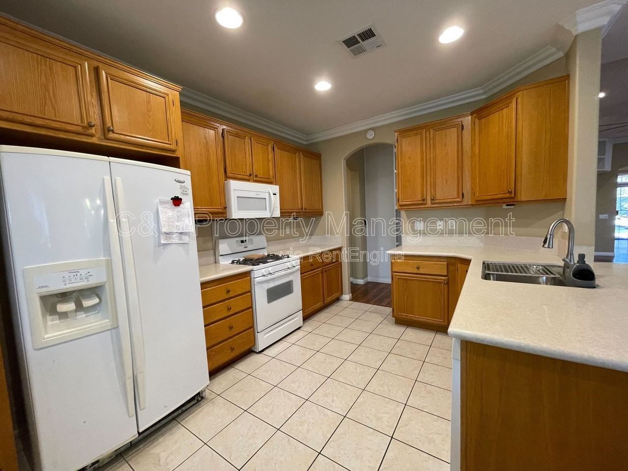 392 Bjorn Ct - Photo 4 of 18