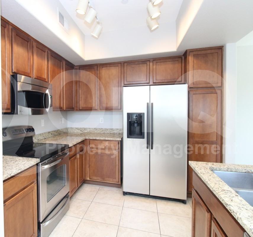 900 S 94th St #1012 - Photo 2 of 25