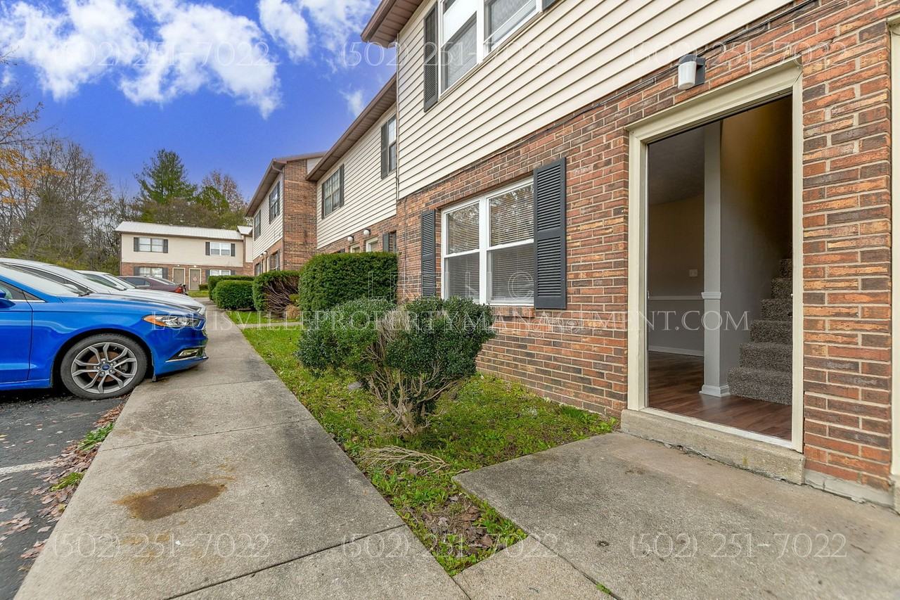 621 Westport Rd #2 - Photo 2 of 15