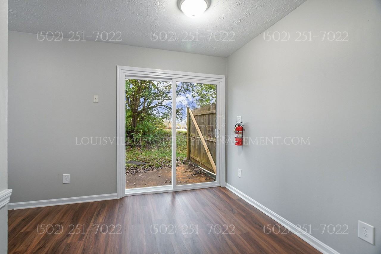 621 Westport Rd #2 - Photo 4 of 15