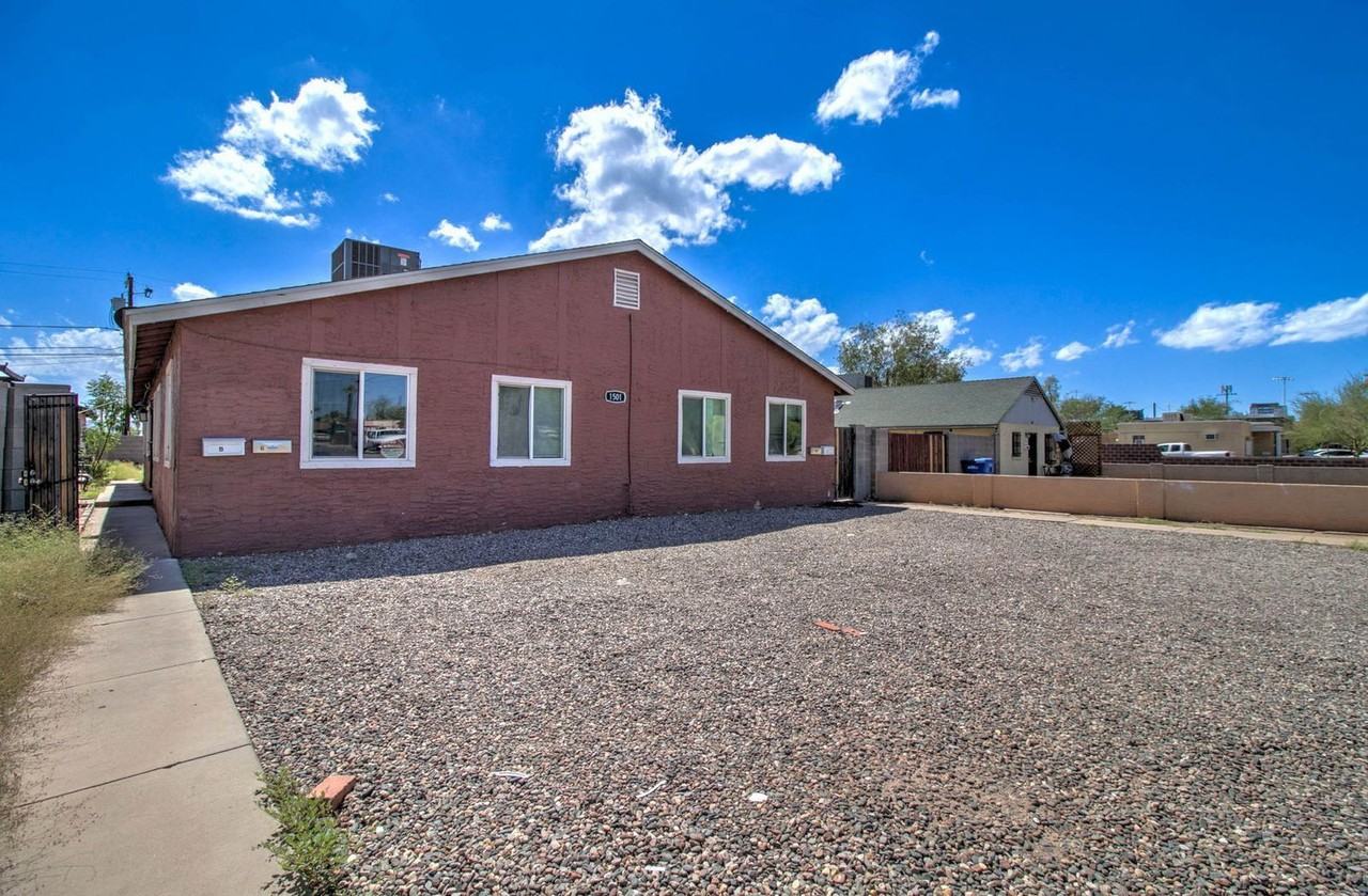 1501 E Roosevelt St #4 - Photo 2 of 19