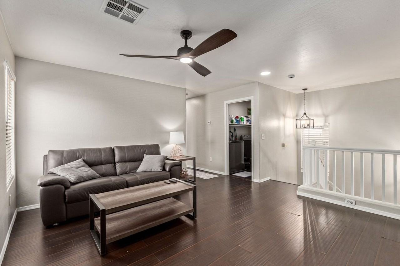 13420 West Berridge Lane - Photo 2 of 46