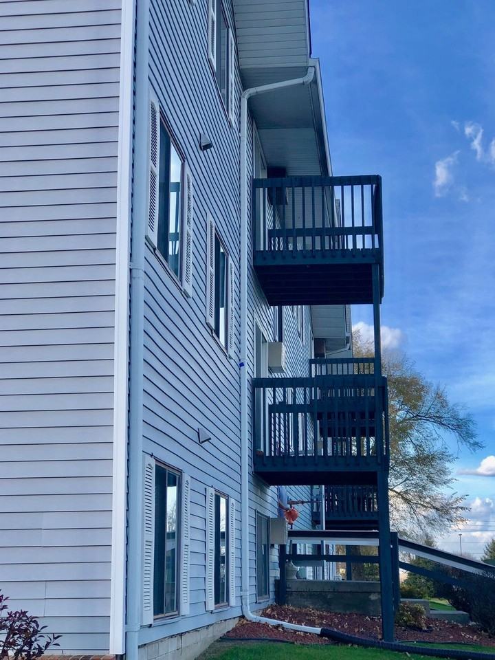 Country Court Apartments - Photo 7 of 49