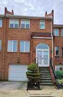 featured image of 19 Glasshouse Garth #1