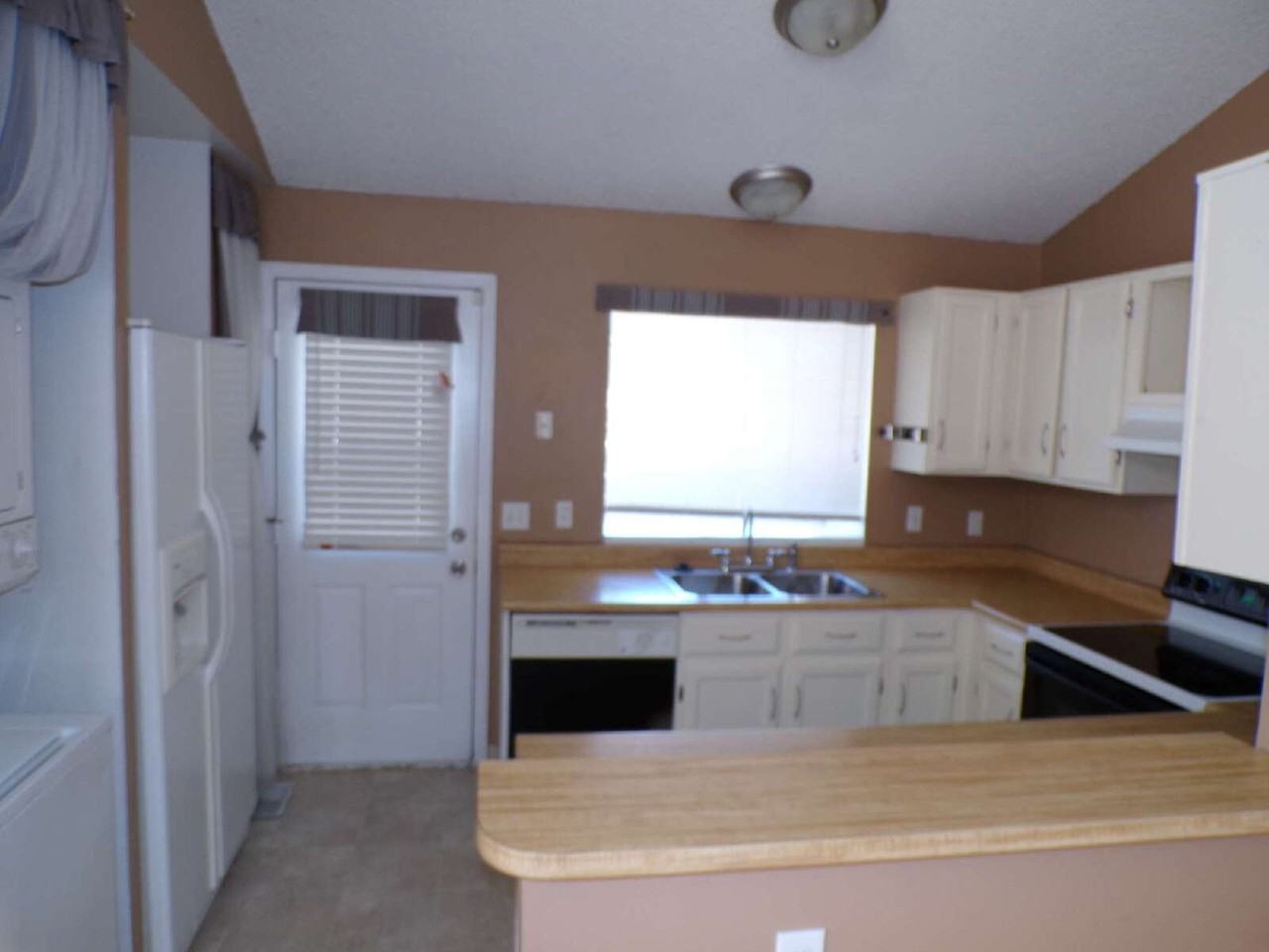 9644 W Chatfield Ave - Photo 6 of 15