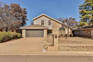 5706 94th St - Photo 1 of 1