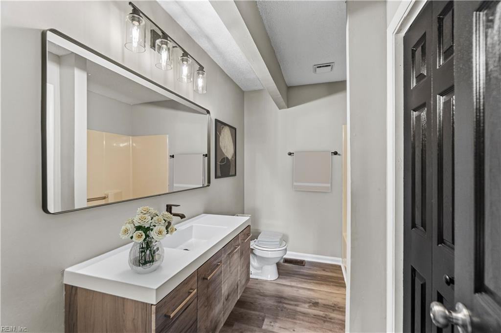 1536 Sword Dancer Dr #1 - Photo 4 of 26