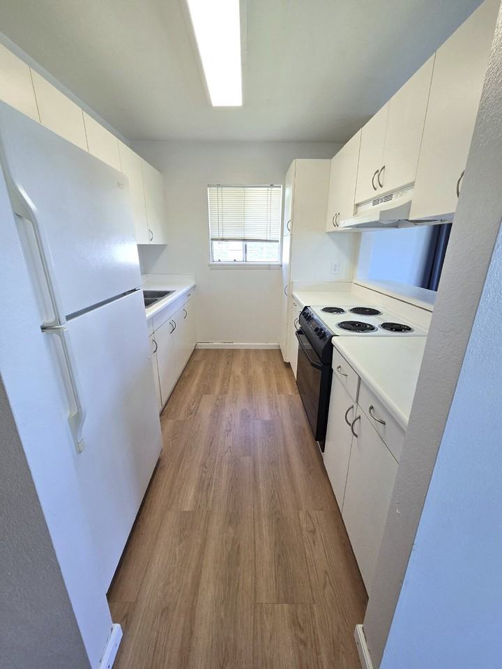 94-1052 Aoku St - Photo 4 of 18