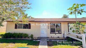 featured image of 836 W Rosewood Ln